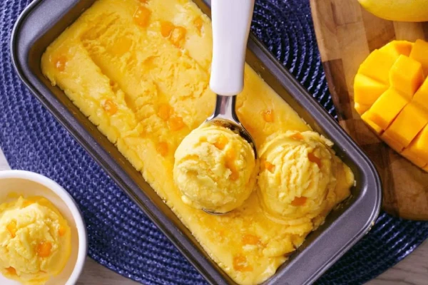 ساده ترین روش طرز تهیه بستنی انبه در خانه